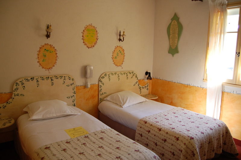 The Originals Boutique, Hotel Du Parc, Cavaillon Buitenkant foto