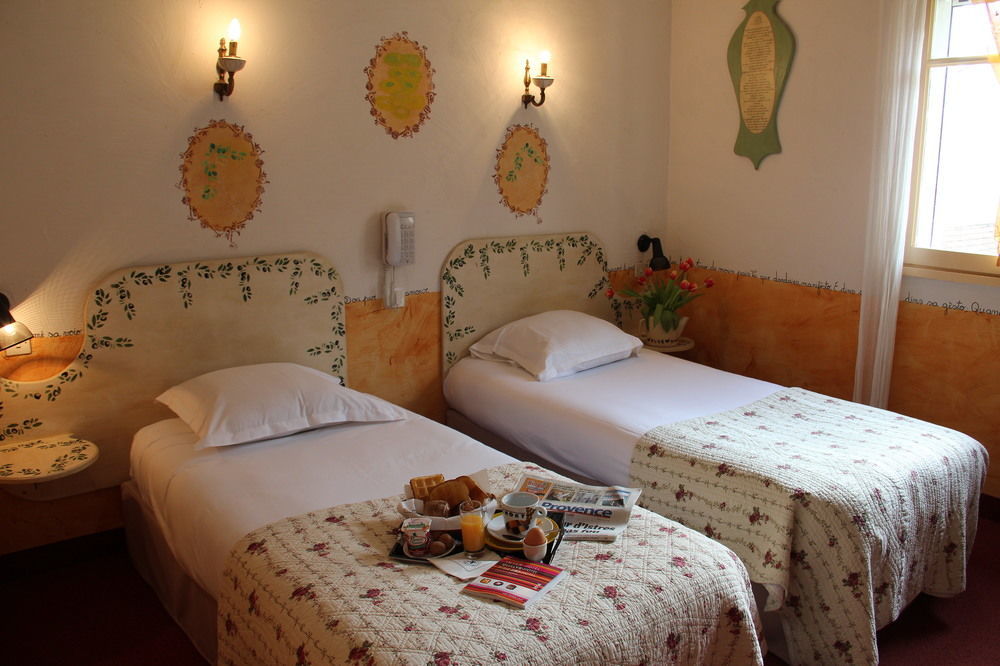 The Originals Boutique, Hotel Du Parc, Cavaillon Buitenkant foto
