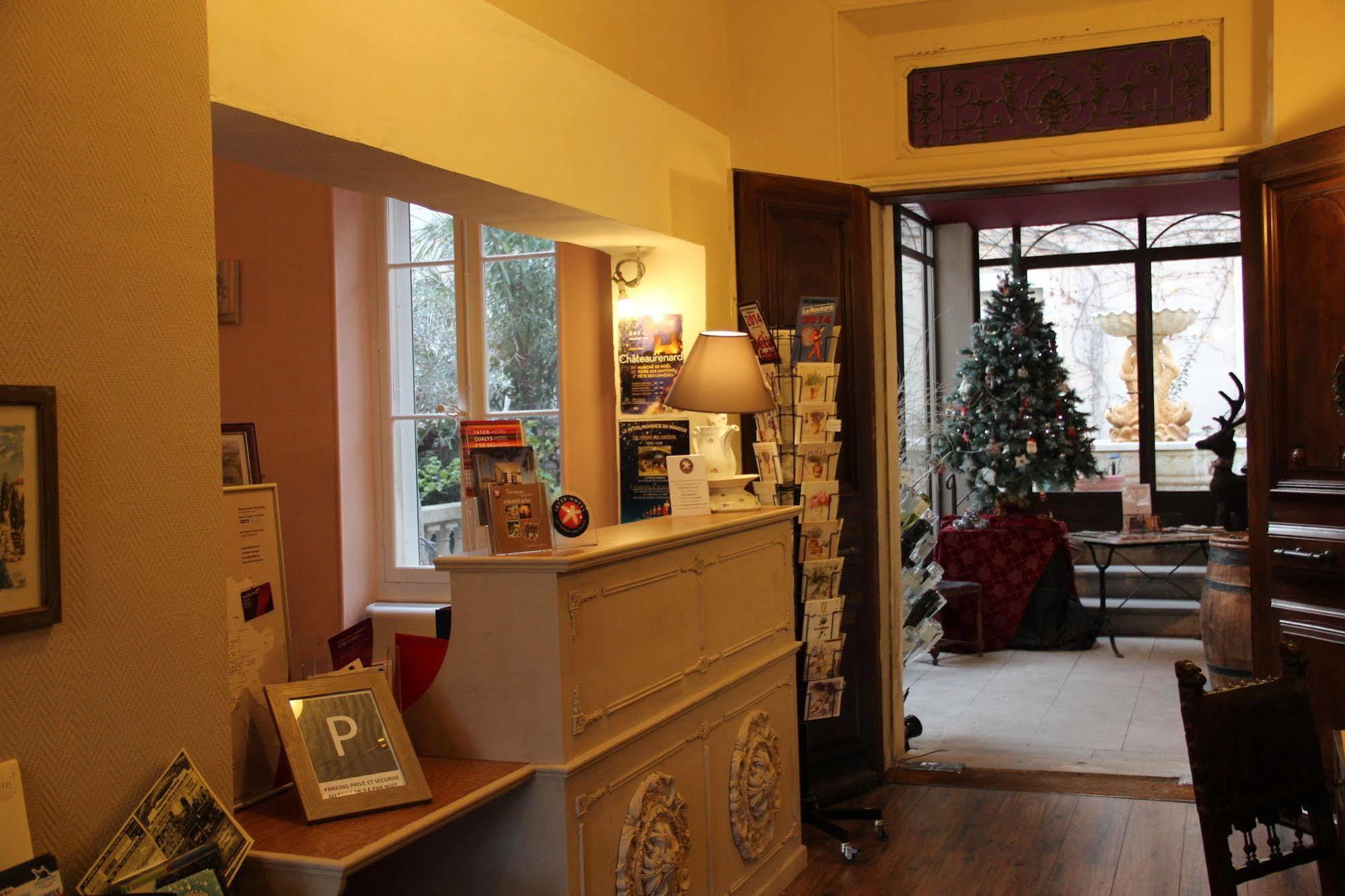 The Originals Boutique, Hotel Du Parc, Cavaillon Buitenkant foto